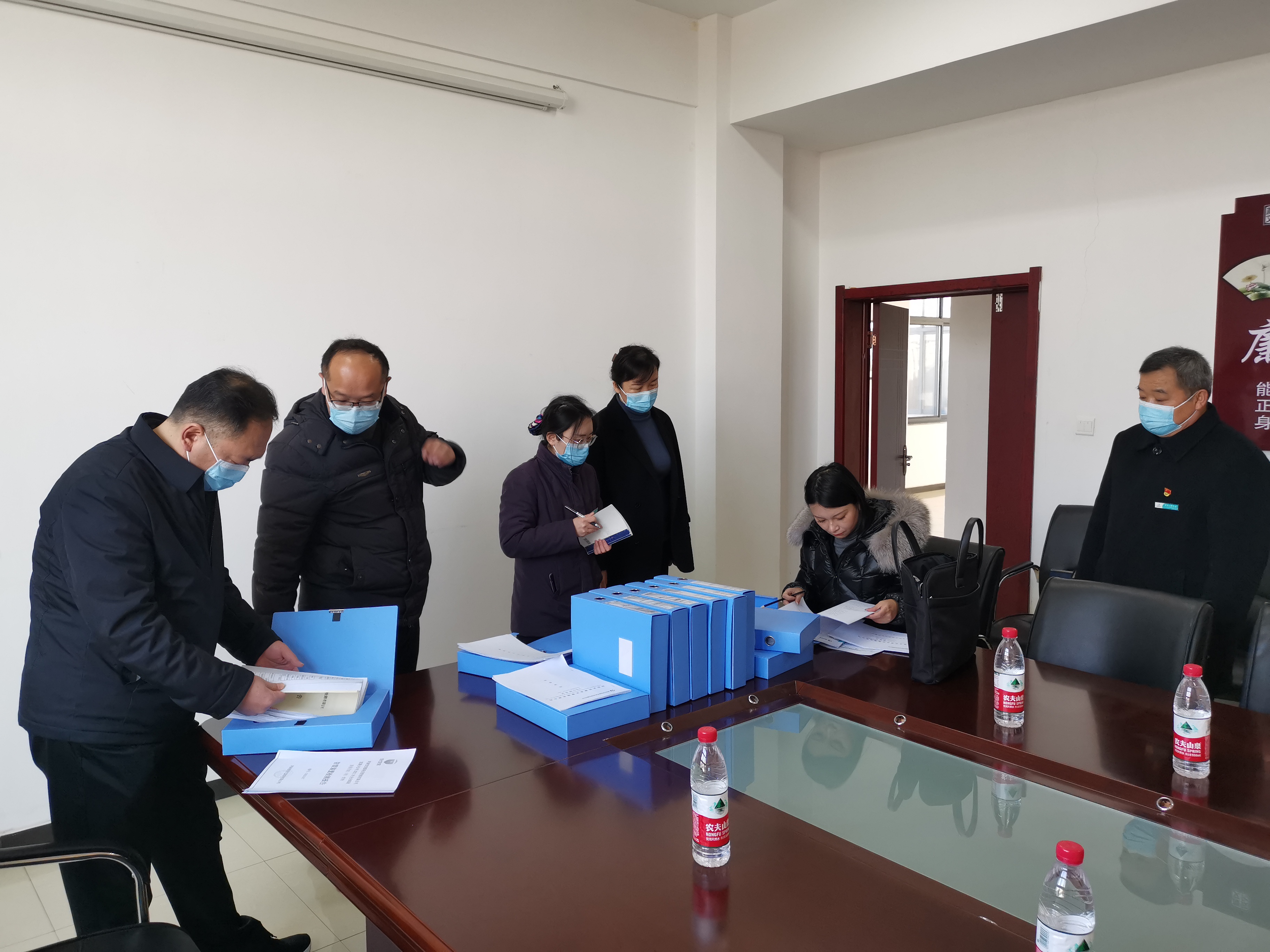 2月20日，第三檢查組到云臺(tái)山服務(wù)區(qū)省評(píng)檢查工作.jpg